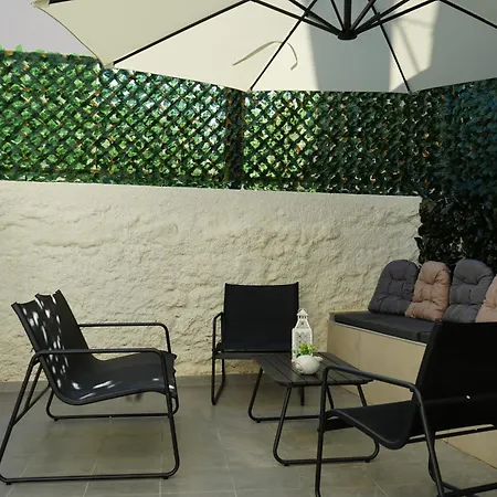 Casa Di Keti - Modern With Private Yard ,3 Min To The *