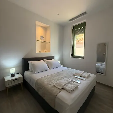 Casa Di Keti - Modern With Private Yard ,3 Min To The Dom wakacyjny