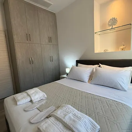 Casa Di Keti - Modern With Private Yard ,3 Min To The * Chania (Crete)